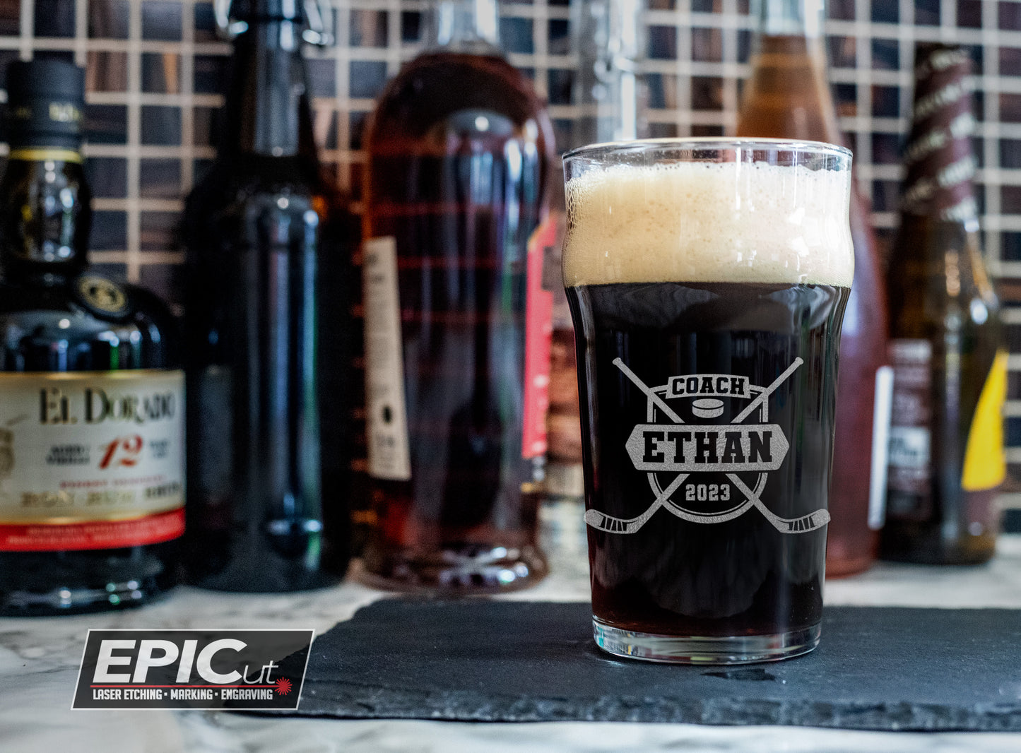 Personalized Hockey Coach / Team Glasses